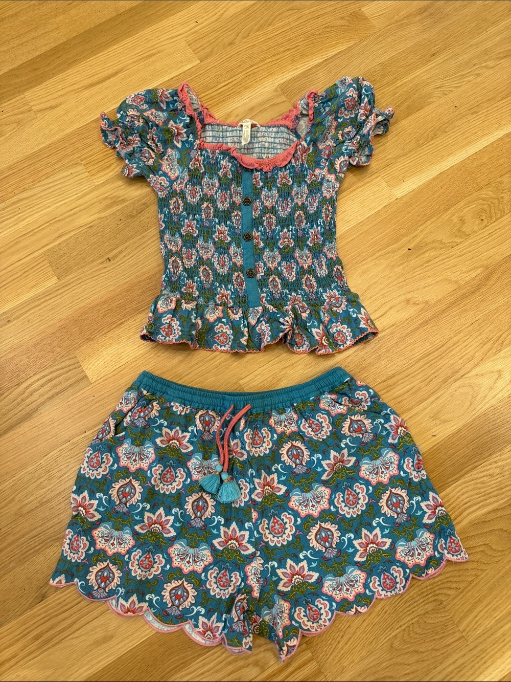 Matilda Jane Floral Patterned Girls set top and Shorts Sz 14